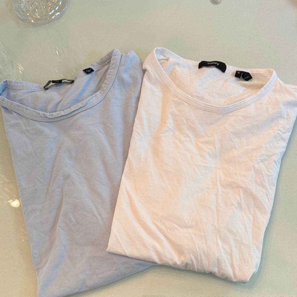 Theory Crew Neck T-Shirt & Vince short sleeve shirt bundle men’s